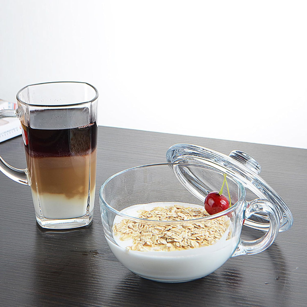 Multi-purpose Glass Breakfast Cup with Lid and Spoon 470ml Portable Milk and Cereal Mug Sturdy Plastic and Metal Components for Beverages and Juices